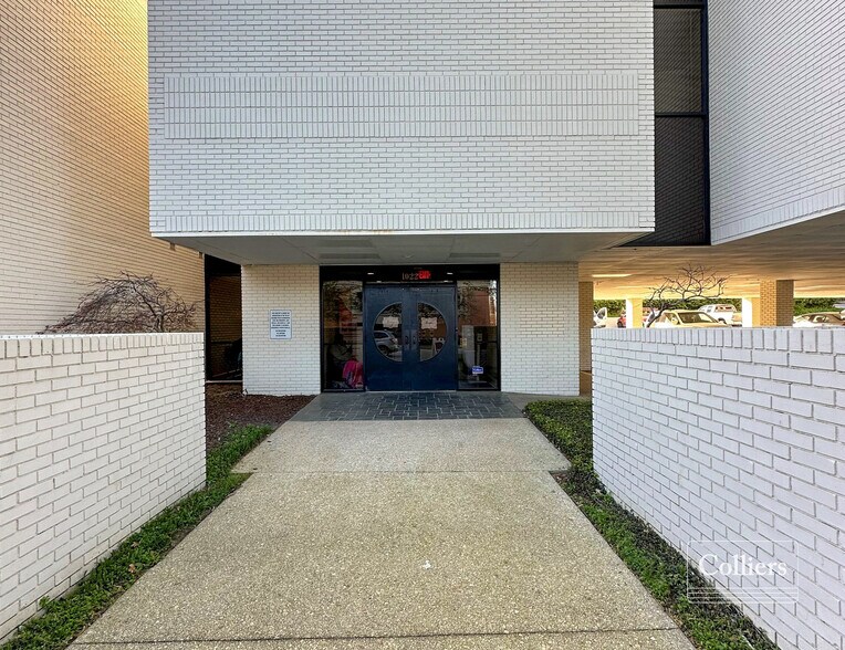 More Photos Of 1022 Calhoun St, Columbia Medical For Sale