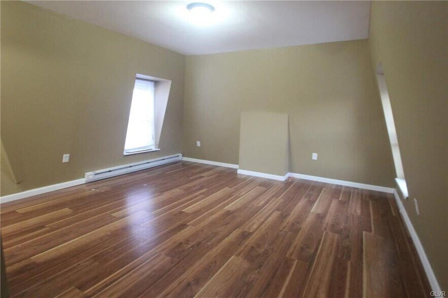 More Photos Of 441 W Turner St, Allentown Multifamily For Sale