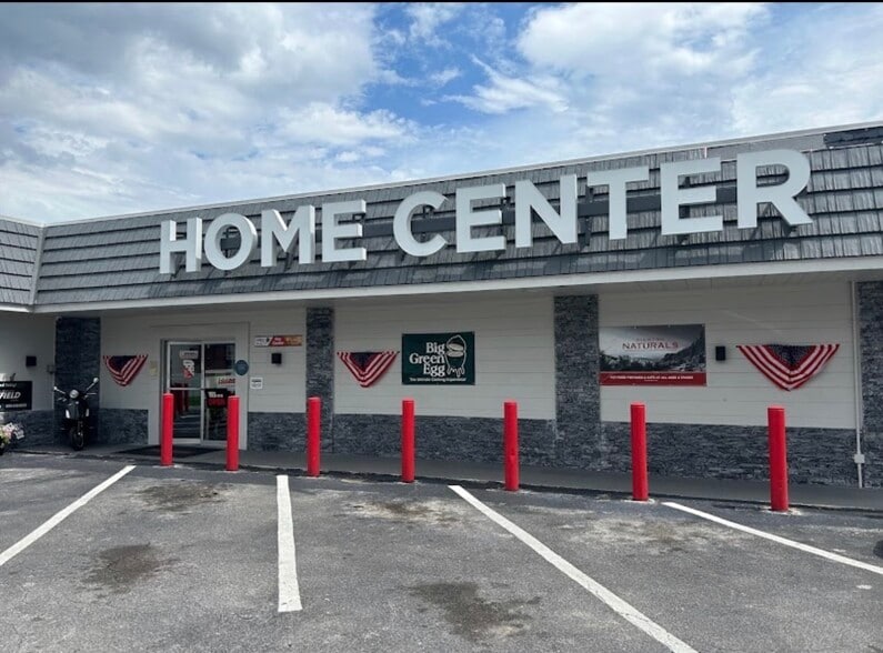 More Photos Of 9513 N Nebraska Ave, Tampa Industrial For Sale