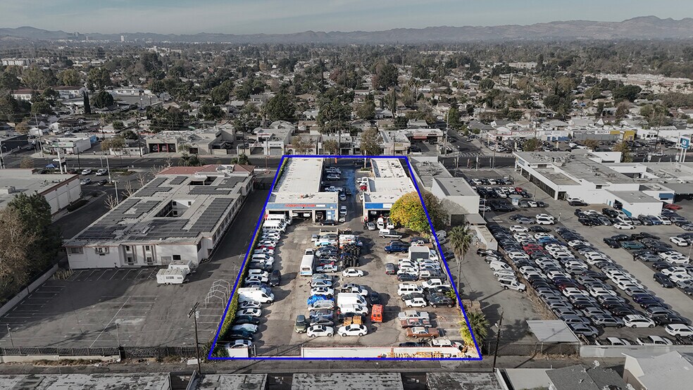 More Photos Of , Reseda General Retail For Sale