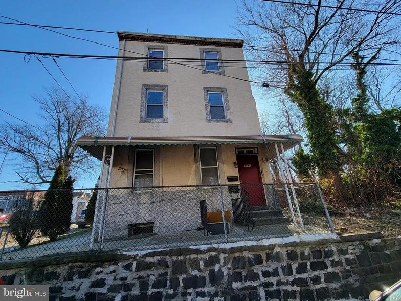 Primary Photo Of 4441 Elizabeth St, Philadelphia Apartments For Sale