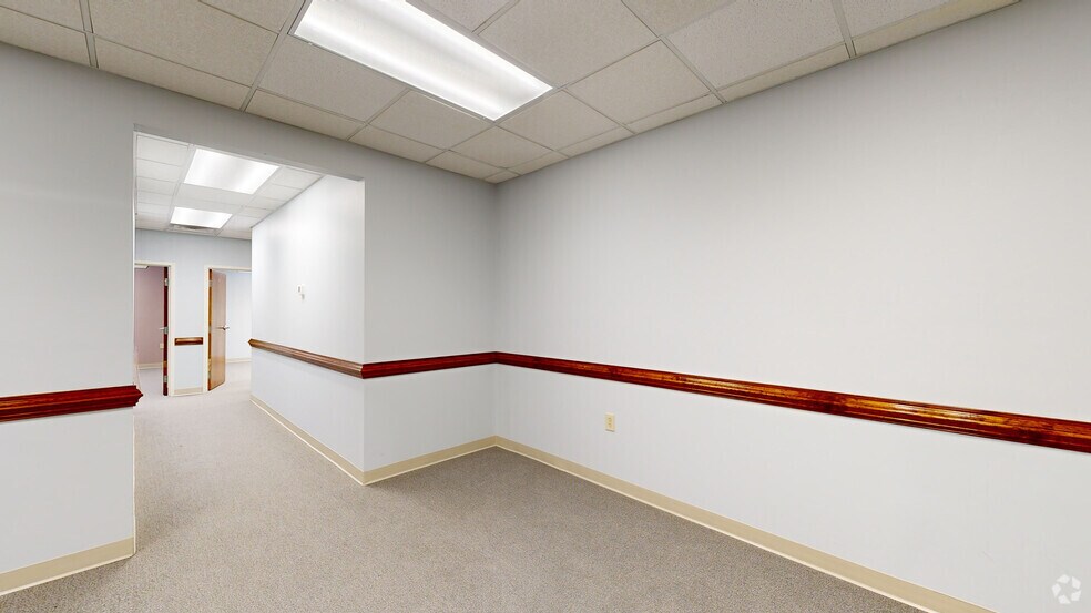 Primary Photo Of 3790 Fernandina Rd, Columbia Office Residential For Lease