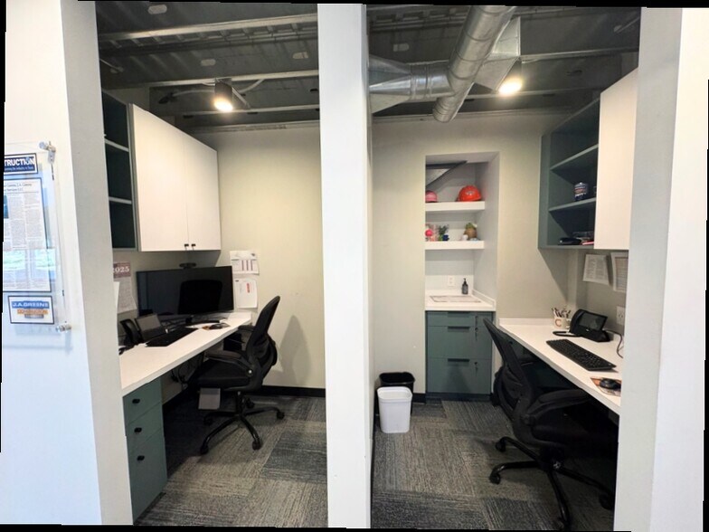 More Photos Of 11960 Barker Cypress Rd, Cypress Showroom For Sale