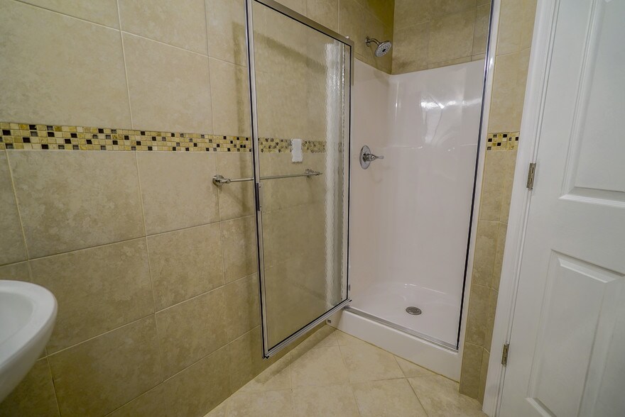 More Photos Of 1802 E Huntingdon St, Philadelphia Apartments For Sale