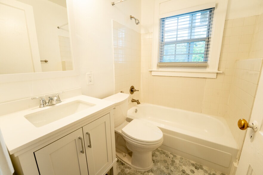 More Photos Of 742 Monroe Dr, Atlanta Apartments For Sale