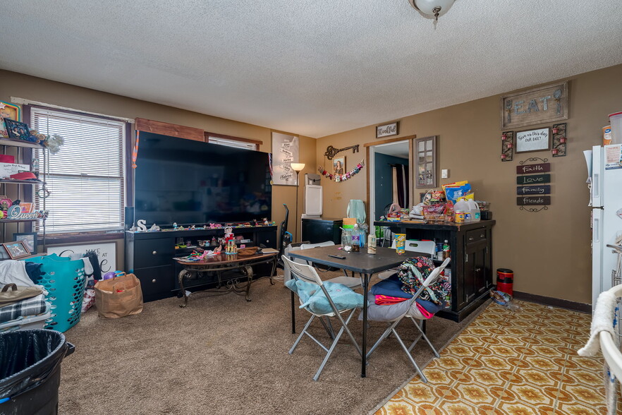 More Photos Of 10 1st Ave NW, Wells Multifamily For Sale