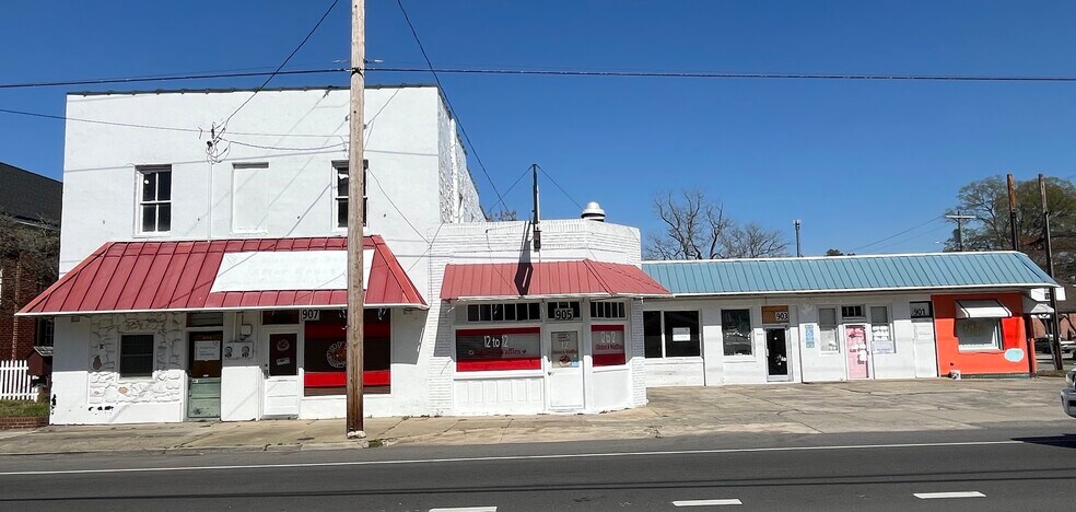 More Photos Of 901-909 Falls Rd, Rocky Mount Restaurant For Sale