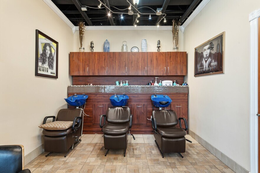 More Photos Of 8019 W Quinault Ave, Kennewick Medical For Sale