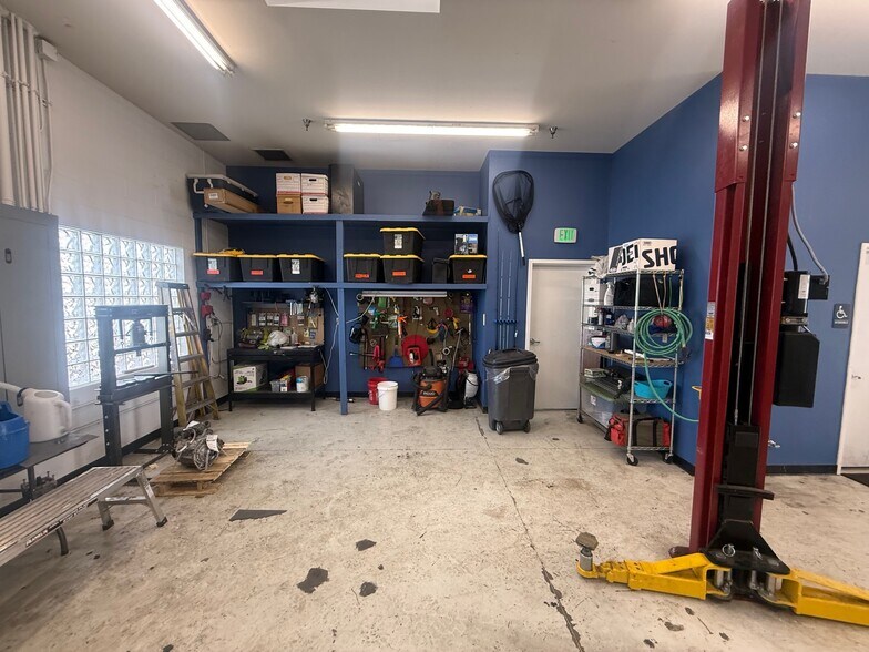 More Photos Of 2970 S Tejon St, Englewood Warehouse For Sale