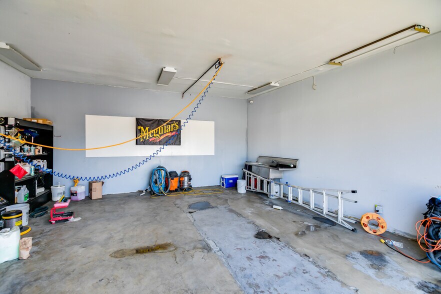 More Photos Of 3898 Opal St, Jurupa Valley Carwash For Sale