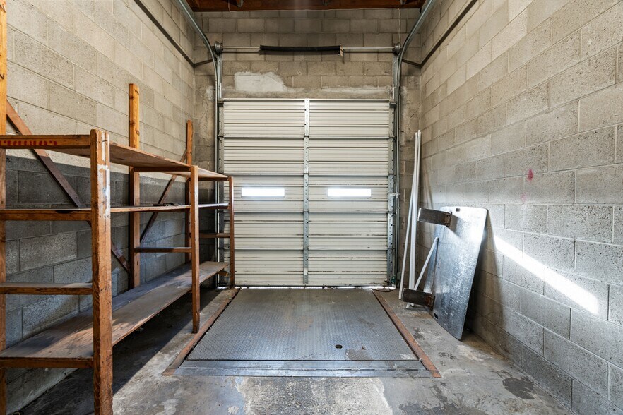 More Photos Of 1701 Airline Hwy, Hollister Freestanding For Lease