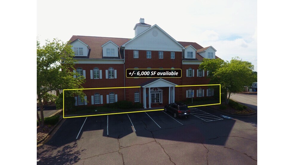 More Photos Of 100 Colony Park Dr, Cumming Bank For Lease