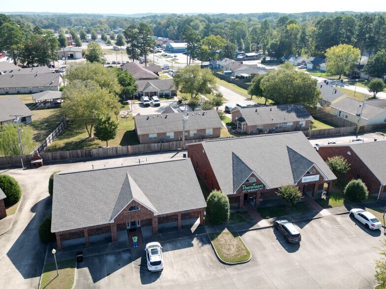 More Photos Of 22461 I-30, Bryant Office For Sale