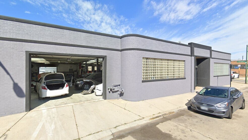 More Photos Of 3464 N Knox Ave, Chicago Service For Sale