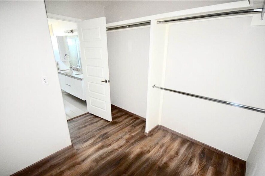 More Photos Of 1202 Upas Dr, Edinburg Apartments For Sale