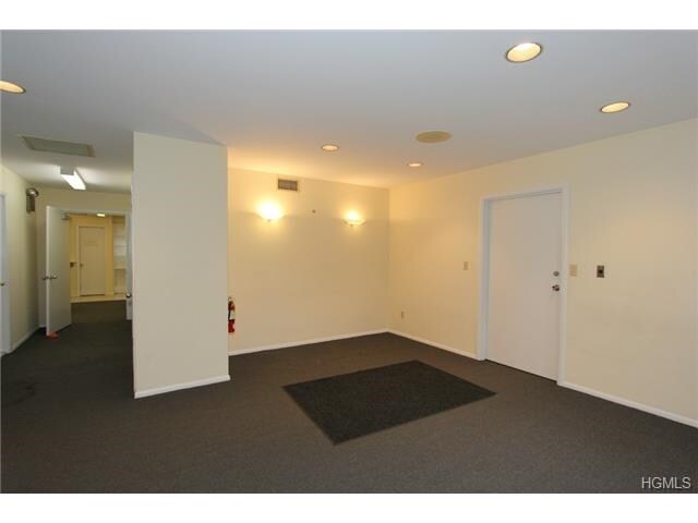 More Photos Of 3630 Hill Blvd, Yorktown Medical For Sale