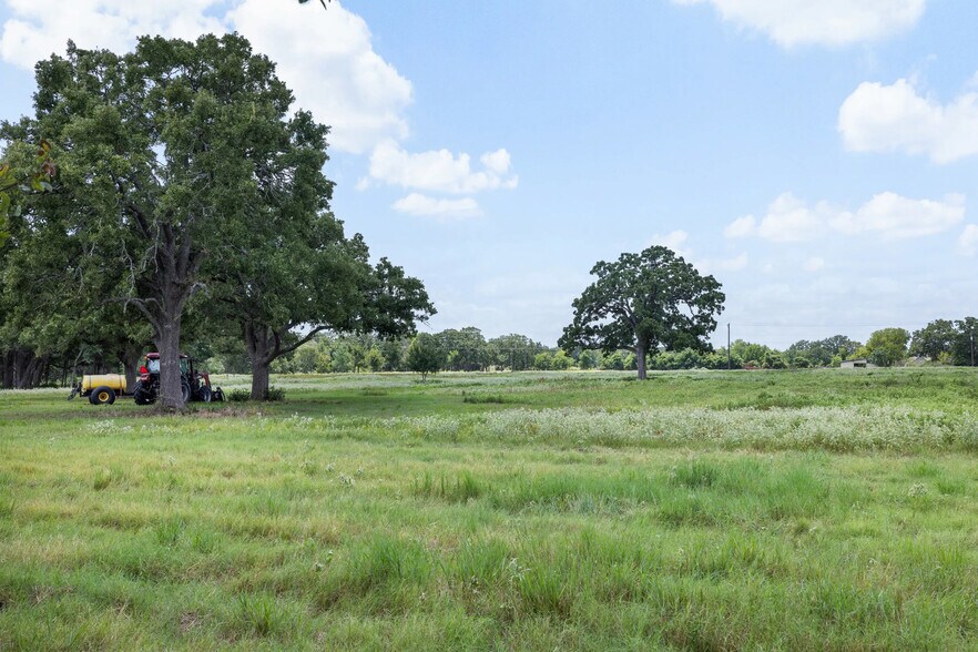 More Photos Of 11754 Hickory Rd, College Station Land For Sale