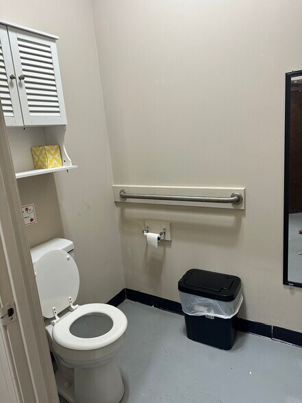 More Photos Of 1030 Dry Branch Rd, Hopkins General Retail For Sale