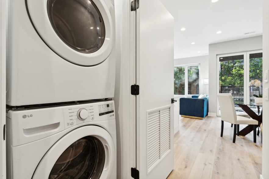 More Photos Of , Chicago Multifamily For Sale