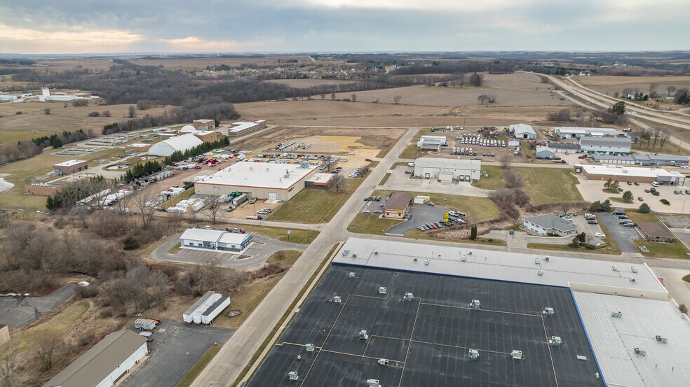 More Photos Of 128 W 8th St, Monroe General Retail For Sale