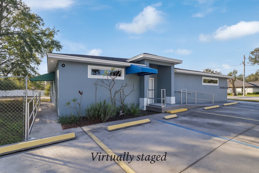 Primary Photo Of , Winter Haven Office For Sale