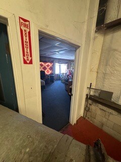 More Photos Of 1000 Lawrence St, Los Angeles Warehouse For Sale