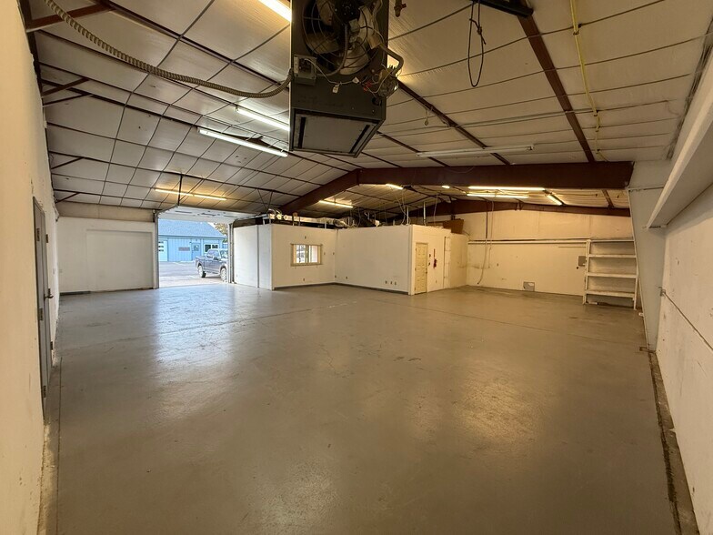 More Photos Of 513 N Link Ln, Fort Collins Warehouse For Lease