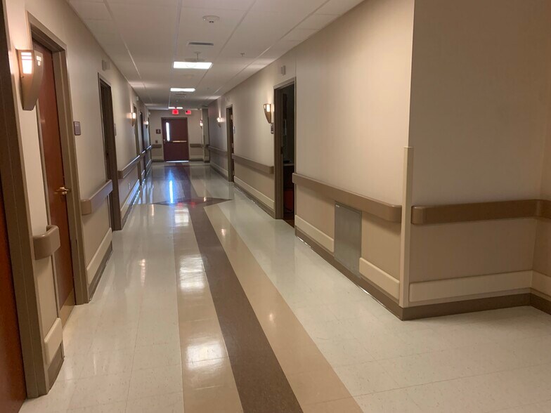 More Photos Of 200 School St, Wintersville Hospital For Sale