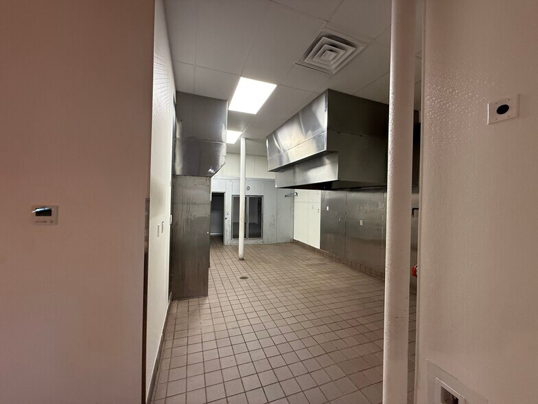 More Photos Of 1588 1/2-1596 Saint Nicholas Ave, New York Storefront For Lease