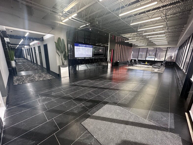 More Photos Of 24681 Northwestern Hwy, Southfield Office For Lease