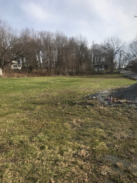 More Photos Of 4-6 S Plank Rd, Newburgh Land For Sale
