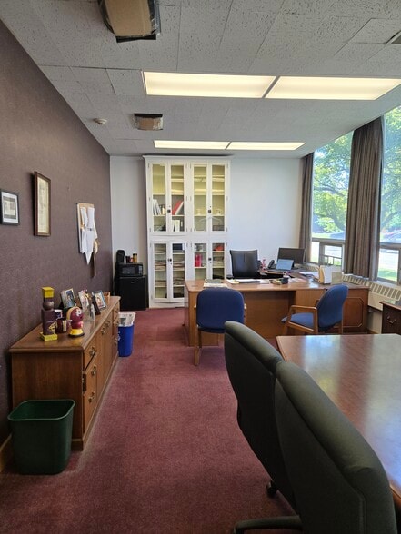 More Photos Of 260 Washington St, Watertown Office For Lease