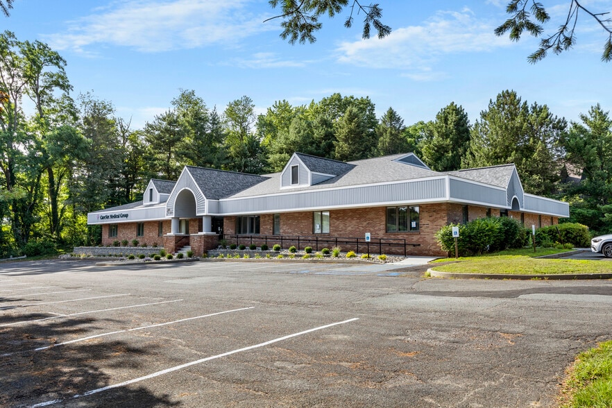 More Photos Of 2 Chelsea Pl, Clifton Park Medical For Sale