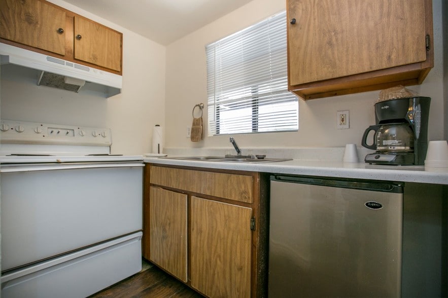 More Photos Of 409 S Montezuma St, Prescott Hotel For Sale