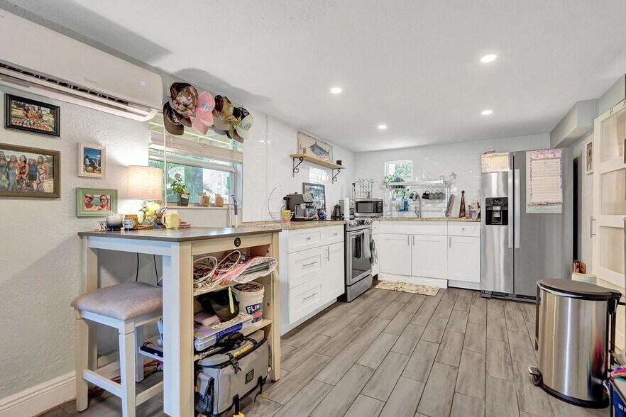 More Photos Of 301 SW 9th St, Fort Lauderdale Apartments For Sale