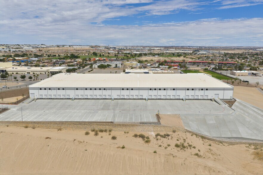 More Photos Of 8900 Escobar Dr, El Paso Distribution For Sale
