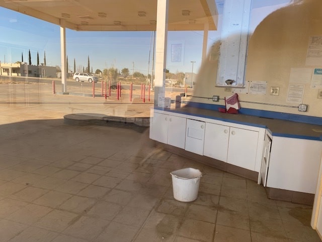 More Photos Of 217 N Huachuca Blvd, Huachuca City Service Station For Sale