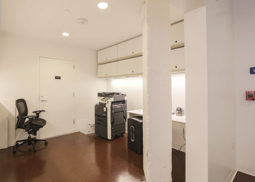 More Photos Of 2154 W Sunset Blvd, Los Angeles Loft Creative Space For Sale