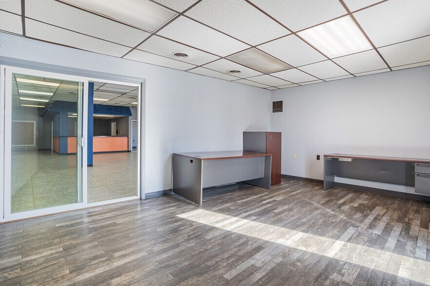 More Photos Of 50101 Highway 52 N, Kenmare Warehouse For Sale