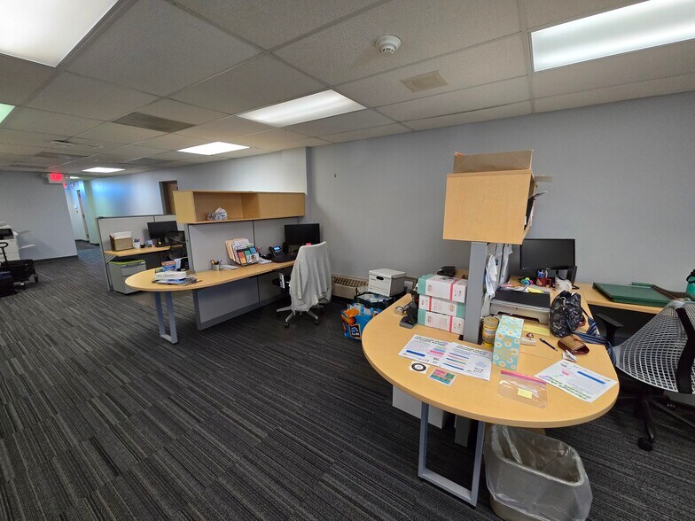 More Photos Of 20 W Muskegon Ave, Muskegon Office For Sale