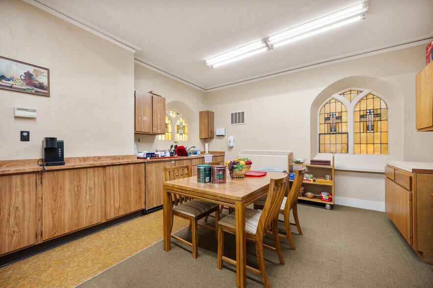 More Photos Of 418 W Adams St, Muncie Religious Facility For Sale