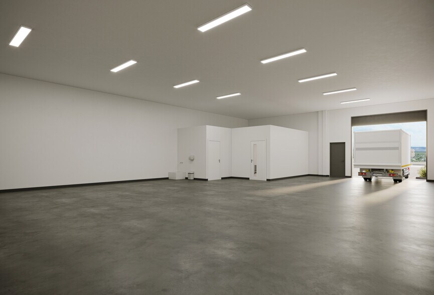 More Photos Of 5521 Aviation Way, Caldwell Warehouse For Lease