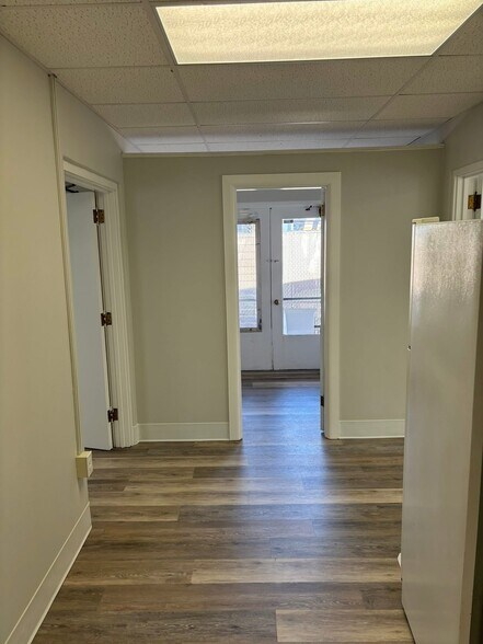 More Photos Of 17 Water St, Milford Office For Lease