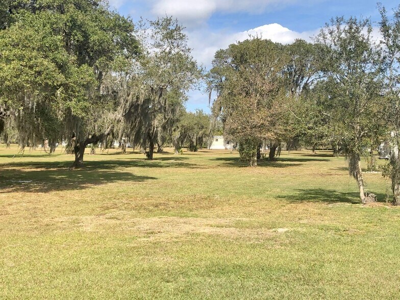 More Photos Of 5544 Lake Buffum Rd, Lake Wales Manufactured Housing Mobile Home Park For Sale