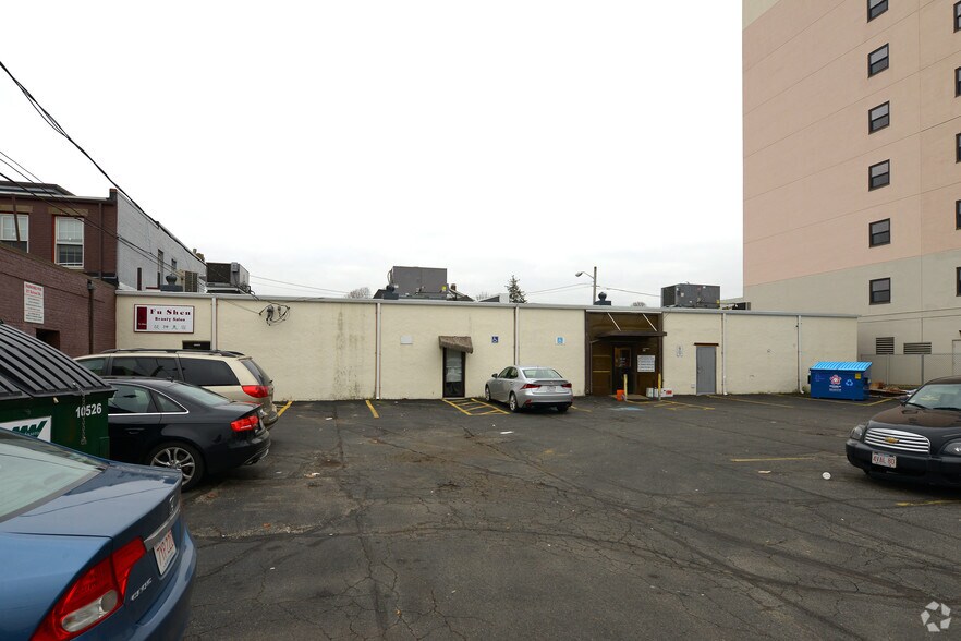 More Photos Of 15-21 School St, Quincy Medical For Lease