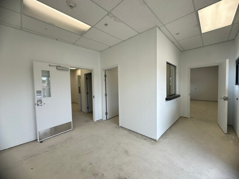 More Photos Of , Bentonville Office For Sale