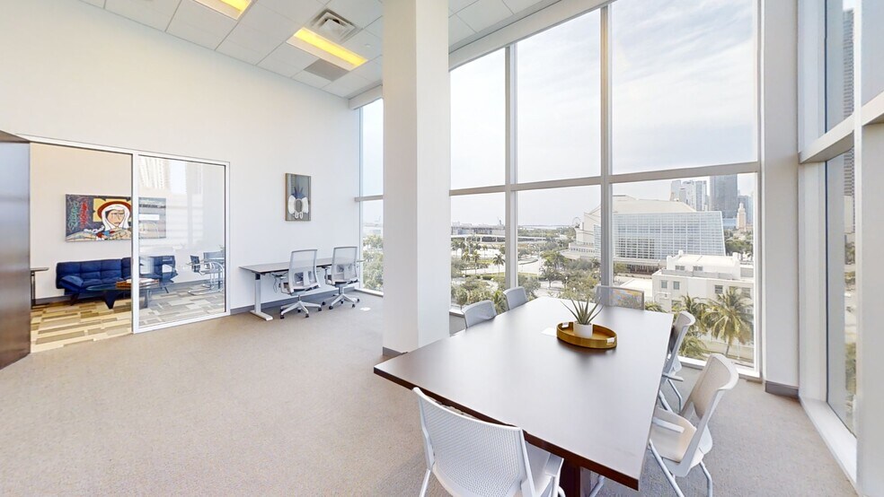 More Photos Of 1501 Biscayne Blvd, Miami Office Residential For Lease