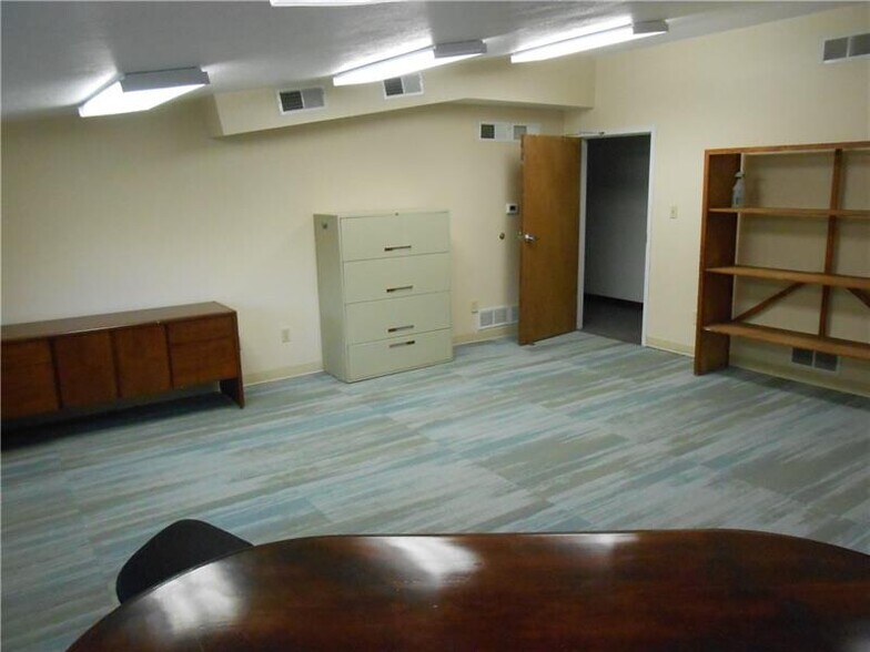 More Photos Of 5081 Old Clairton Rd, Pittsburgh Office For Lease