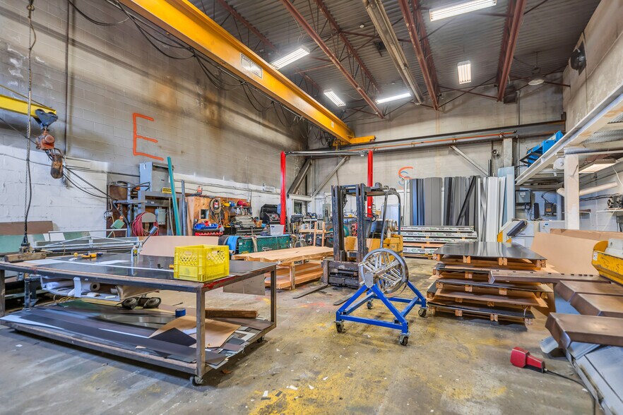 More Photos Of 13365 115th Ave, Surrey Light Manufacturing For Lease