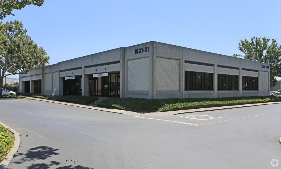 Primary Photo Of 1821-1827 Marina Blvd, San Leandro Office Residential For Lease